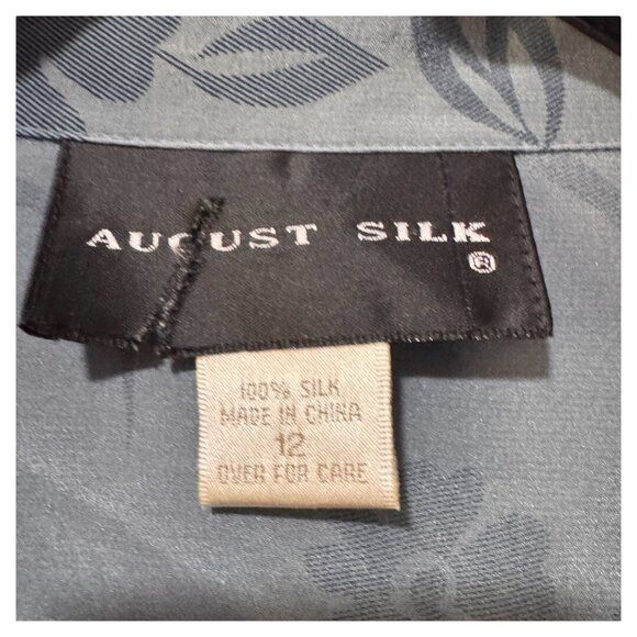 August Silk Size 12 blouse. Gray w/ dark floral print 100% silk. Excellent‎ - Picture 2 of 3